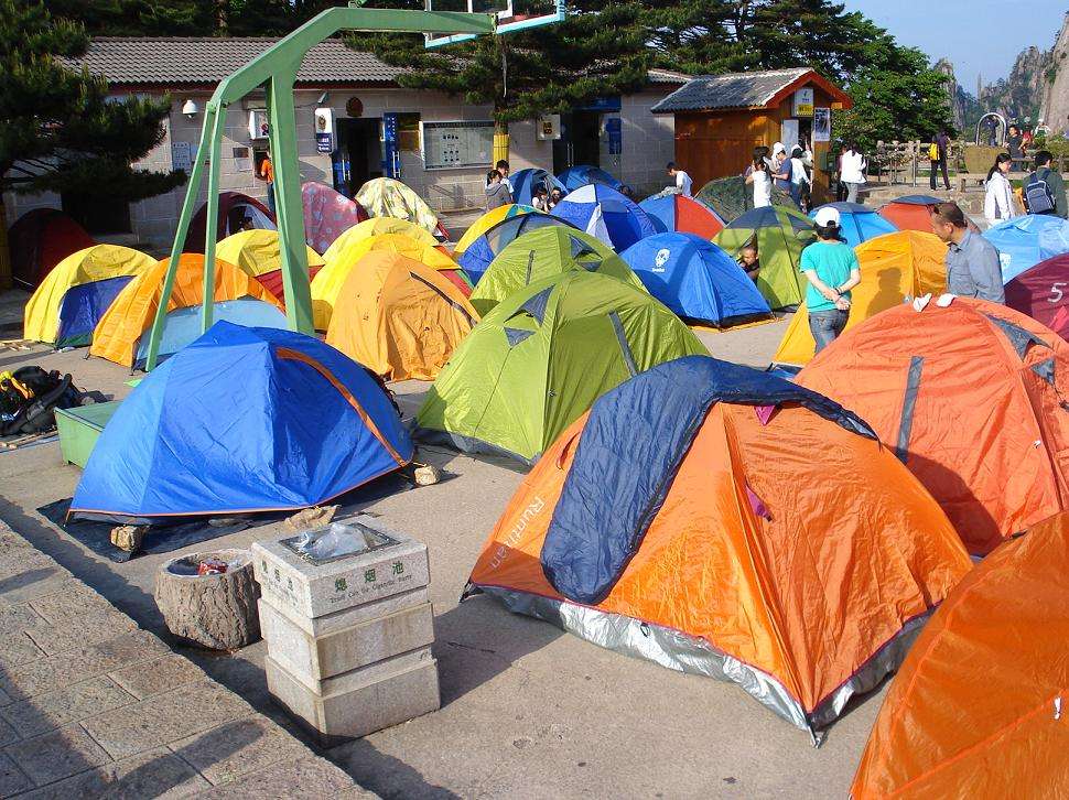 黄山上可以搭帐篷睡觉吗?