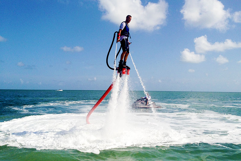 凯恩斯 flyboard水上钢铁侠 极限水上飞行体验(无需经验 专业教练一对