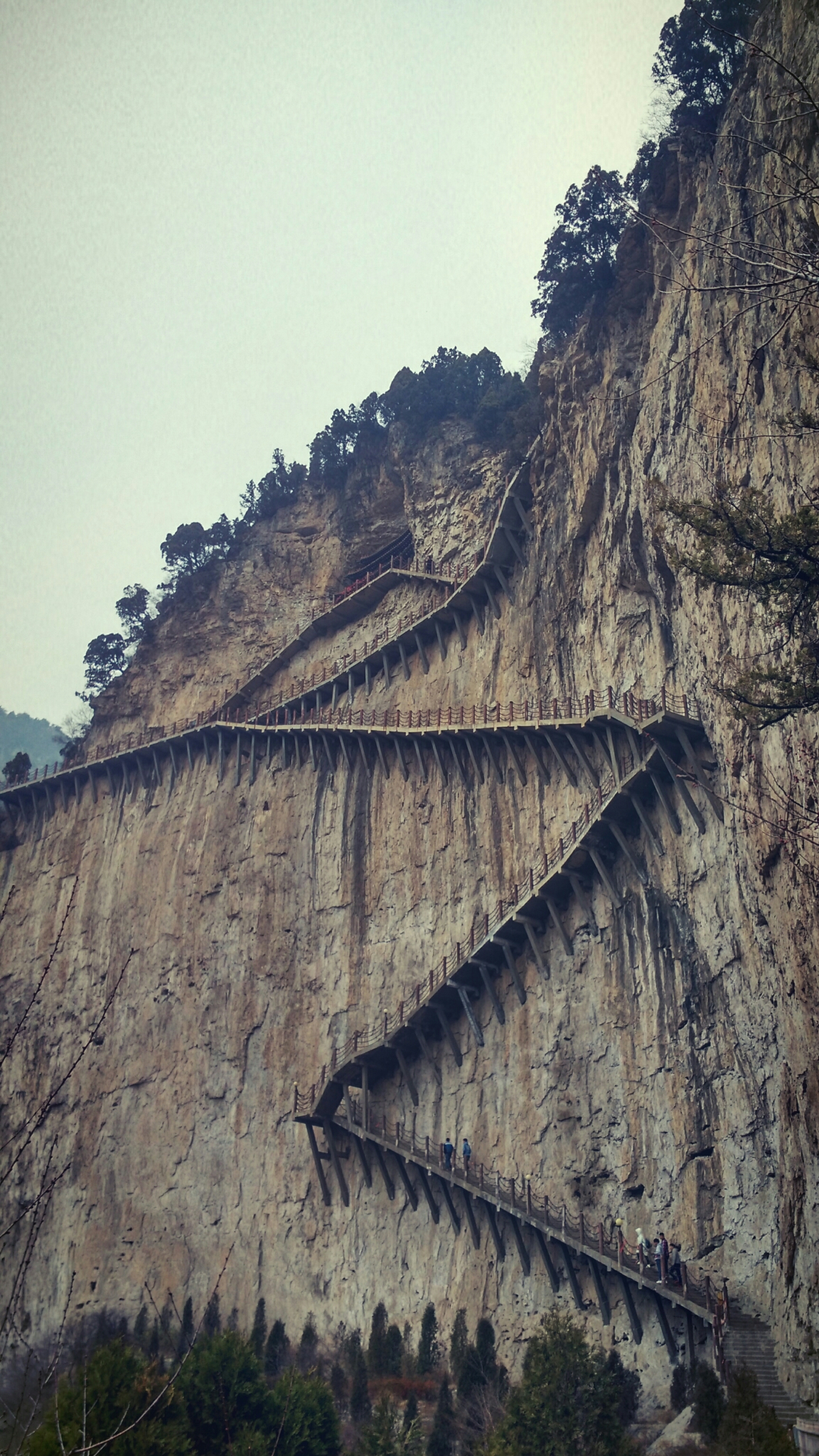 王家大院 绵山 " 无人景区" 二日游