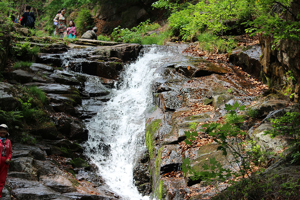 本溪关门山大峡谷一日游-抚顺似水流年群,本溪旅游