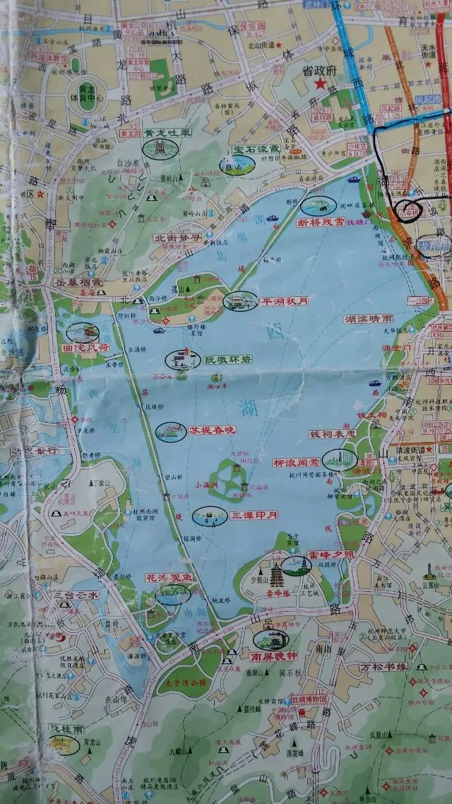 下面为西湖地图,绕湖骑行一圈有十五公里左右, 边走边停边看,可以