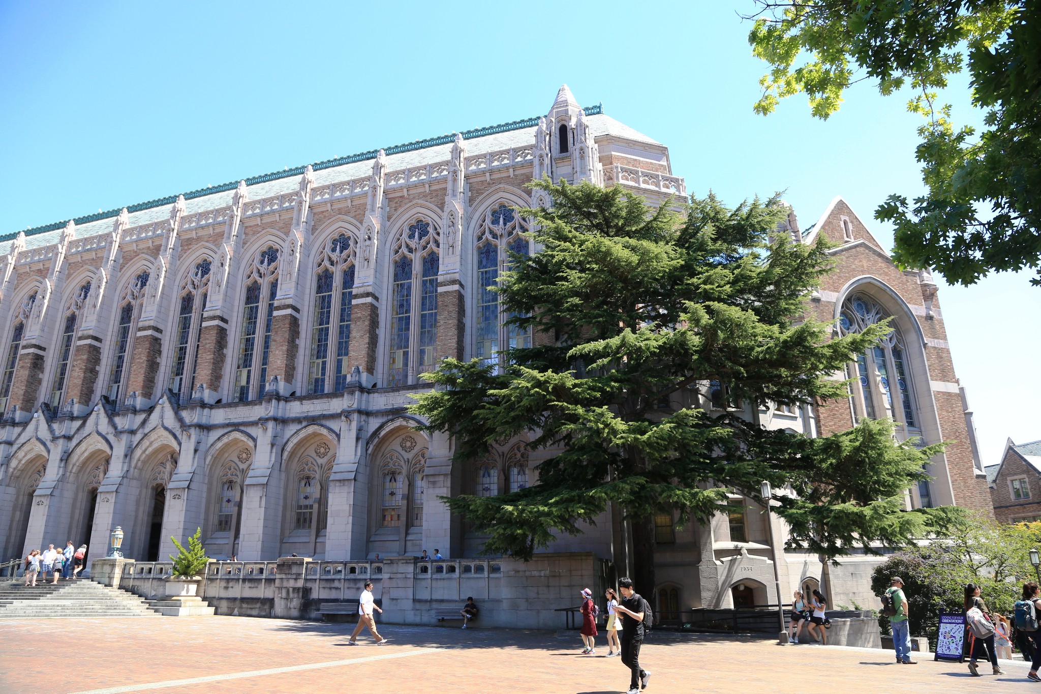 美加游之三------世界著名大学,西雅图华盛顿大学校园