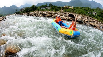 附近200公里旅游景点,离我附近200公里的景点 是四川夏季旅游玩水最佳胜地,是旅行社与周边景区景点配线最好选择,更