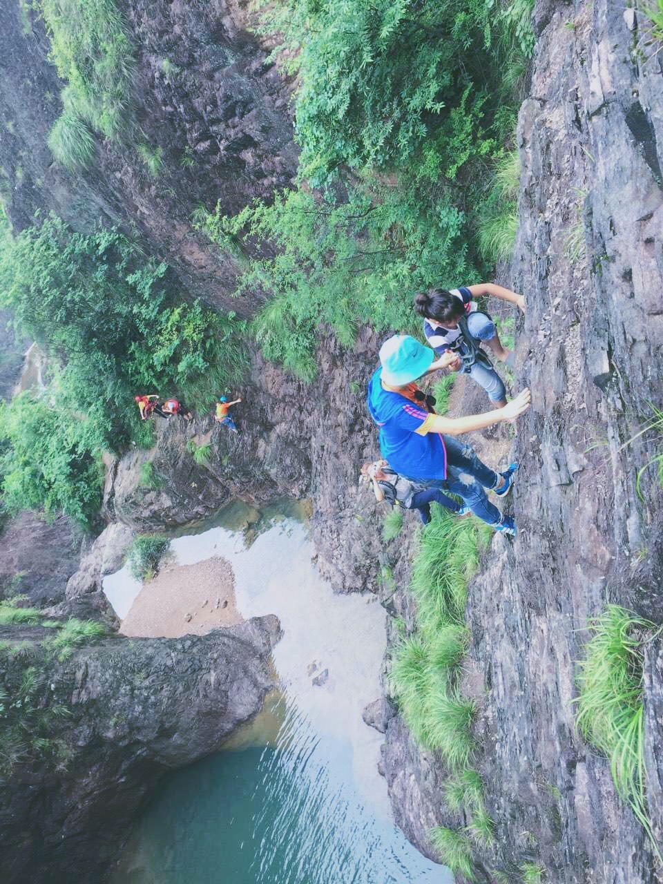 九泄十八滩高山速降