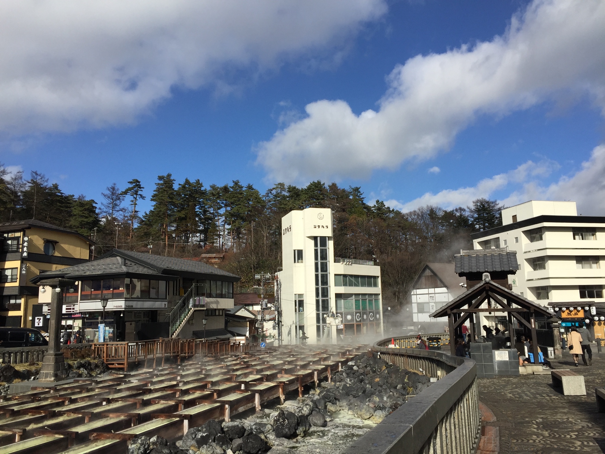 日本名汤之群马县草津温泉 两日游_游记