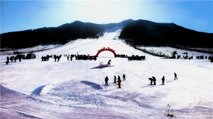 辽阳弓长岭温泉滑雪场门票