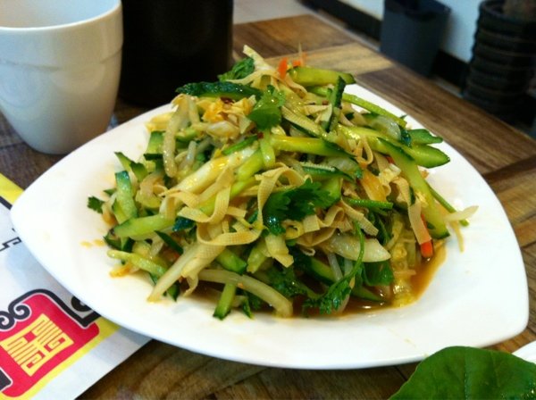 华西村人均收入_鱼酷人均消费(2)