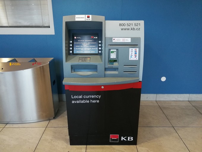 布拉格机场晚上到市区的交通工具