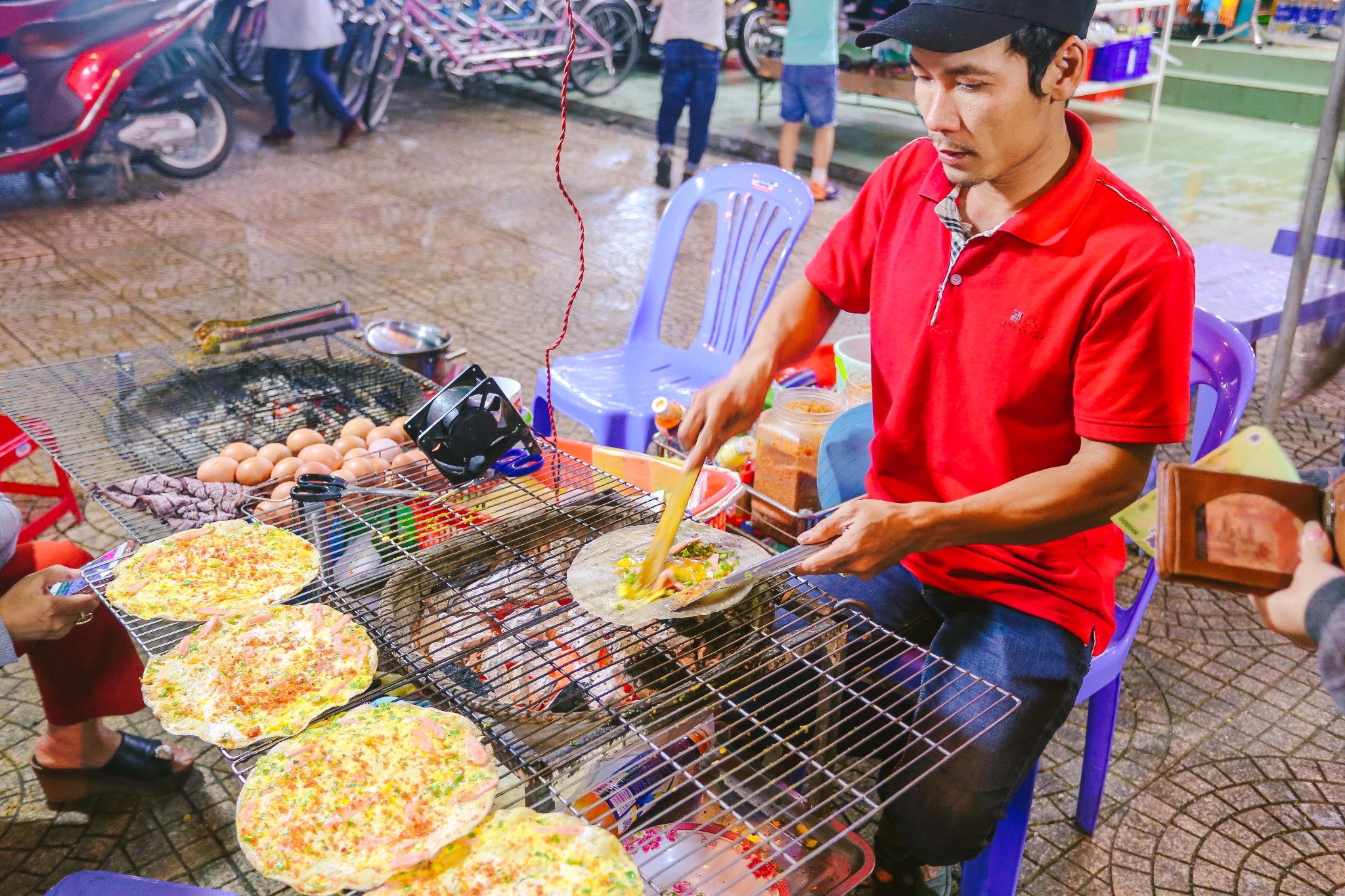 可惜现在都买不到这种原始蛋饼,只剩手抓饼了