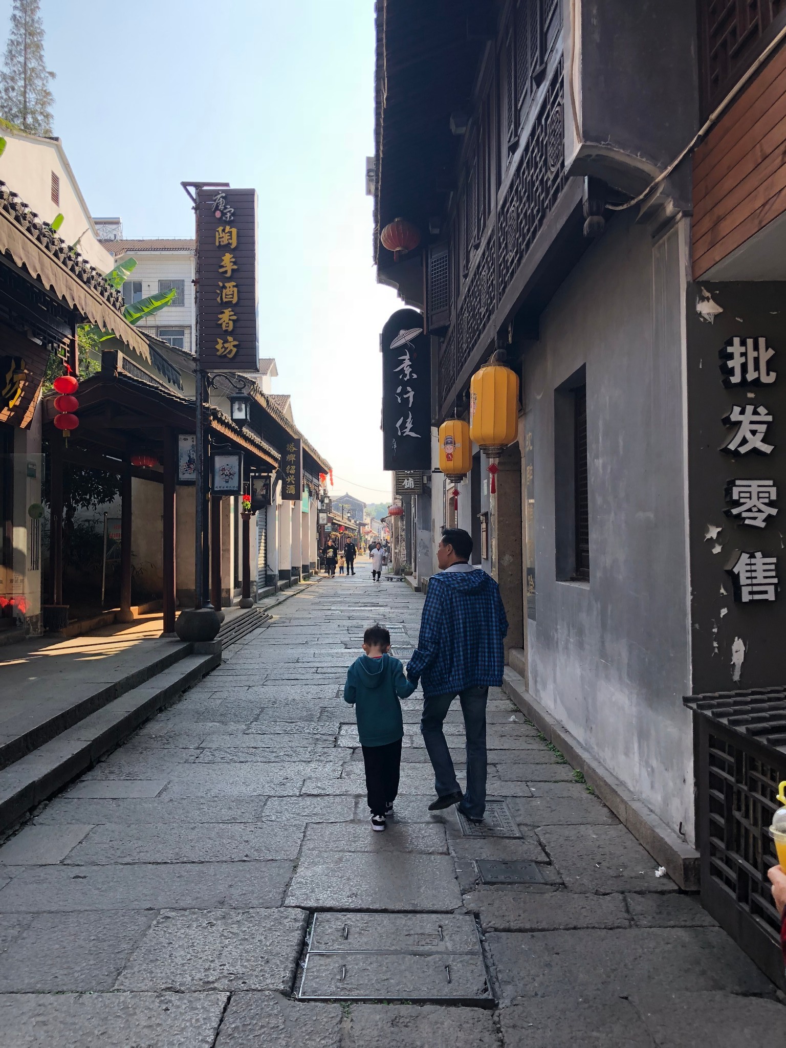 小绍兴人均_绍兴小师爷图片(3)