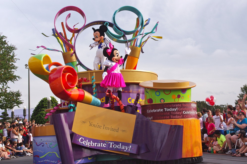 奥兰多迪士尼_奥兰多迪士尼收入(2)