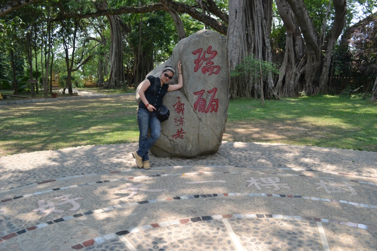金塔有多少人口_金塔有佛祖图片(2)