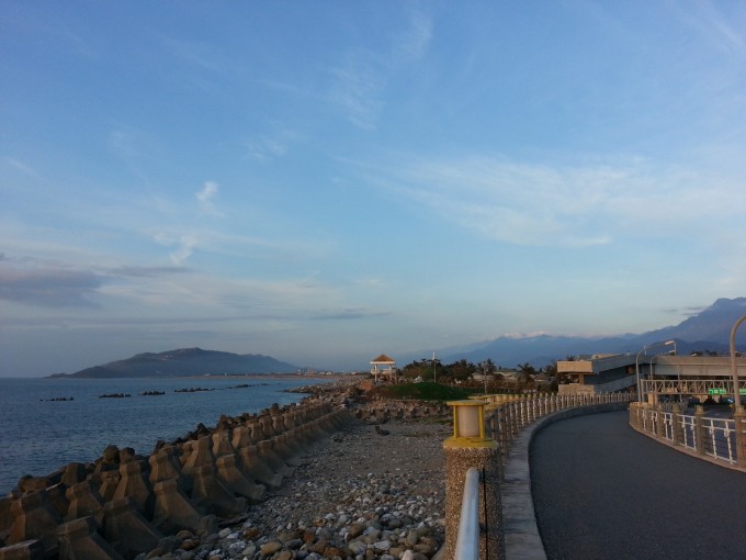 怎么才能去台湾旅游 wKgBpVX_tpmAUxNTAAfSHrcH21g35.jpeg?imageView2%2F2%2Fw%2F680%2Fq%2F90