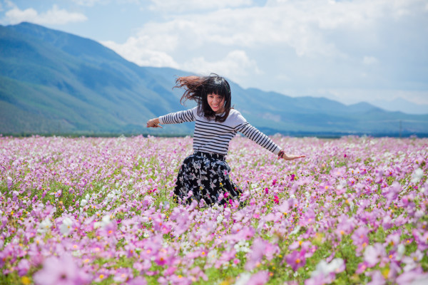 云之南歌 wKgBs1Y6JoiAGAaaABgCWCnjeew74.jpeg?imageView2%2F2%2Fw%2F600%2Fh%2F600%2Fq%2F90